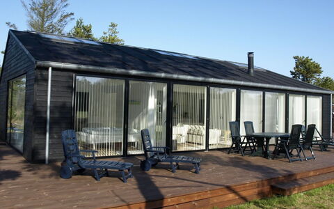 Jonce - 400M from the Sea: Wohngebiet, Dach, Vorort, Auffahrt, Estate, Kamin