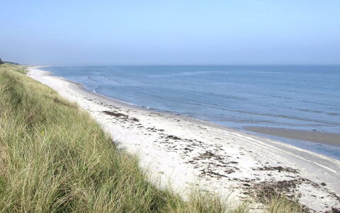 Jonce - 400M from the Sea: Wohngebiet, Dach, Vorort, Auffahrt, Estate, Kamin