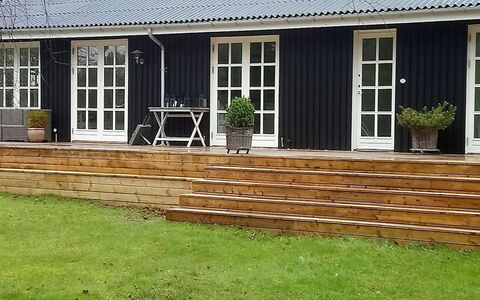 Kaino - 700M from the Sea: Möbel, Interior Design, Flooring, Holz, Fussboden, Decke, Holzboden, Stuhl, Tabelle, Beleuchtung