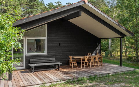 Efka - 175M from the Sea: Wohnung, Schatten, Balkon, Stuhl, Zaun, Gartenmöbel, Aluminium, Kunstrasen