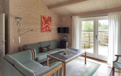 Lilian - 600M from the Sea: Wohngebiet, Dach, Vorort, Auffahrt, Estate, Kamin