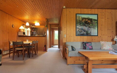 Thing - 200M from the Sea: Dach, Haus, Grundstueck, Zuhause, Hütte, Estate, Gartenbauten, Schatten, Blockhaus, Landscaping
