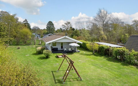 Erva - 495M from the Sea: Dach, Haus, Zuhause, Hütte, Abstellgleis, Estate, Auffahrt, Gartenbauten, Garten, Schuppen