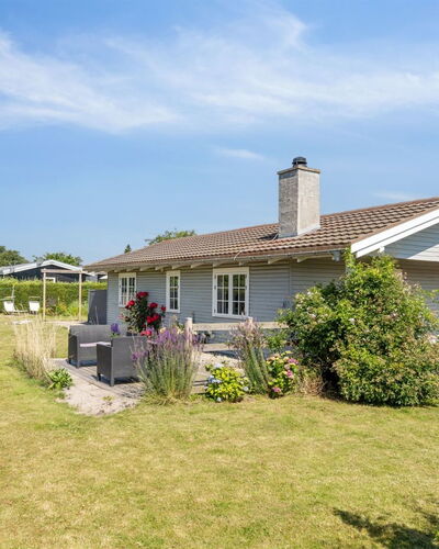 Thomas - 120M from the Sea