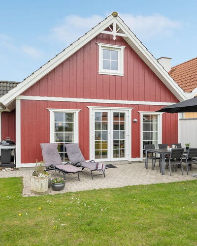 Askan - 200M from the Sea