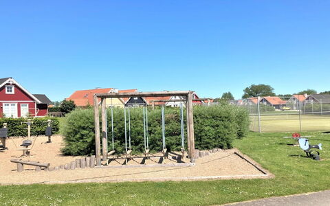 Matleena - 200M from the Sea: Blau, Strauch, Hütte, Ground, Garten, Estate, Schatten, Landscaping, Bauernhaus, Eco Hotel