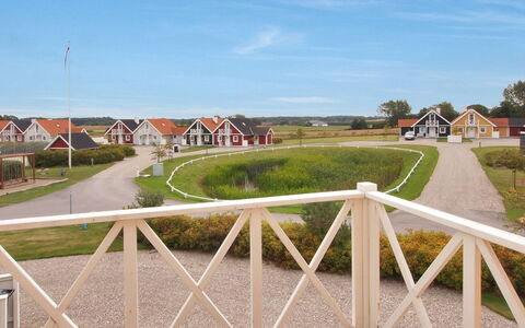 Matleena - 200M from the Sea: Blau, Strauch, Hütte, Ground, Garten, Estate, Schatten, Landscaping, Bauernhaus, Eco Hotel