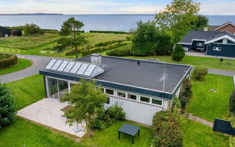 Rikkart - 100M from the Sea