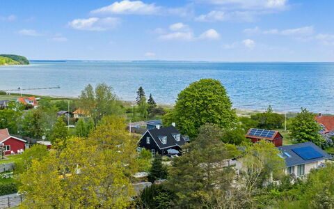 Gullan - 75M from the Sea: Holz, Dach, Die Architektur, Zuhause, Haus, Hütte, Abstellgleis, Hartholz, Steigung, Estate