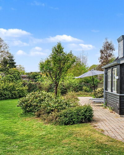 Gullan - 75M from the Sea