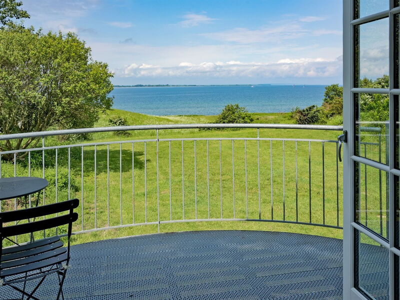 ansbert - 150m From The Sea