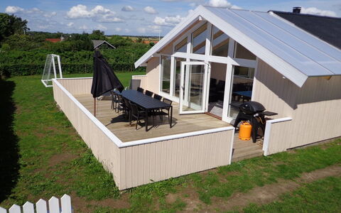 Dunya - 400M from the Sea: Blau, Strauch, Hütte, Ground, Garten, Estate, Schatten, Landscaping, Bauernhaus, Eco Hotel