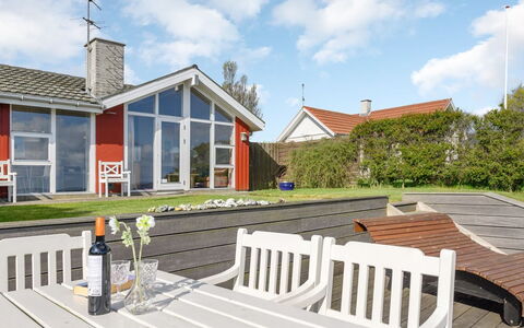 Keti - 5M from the Sea: Blau, Strauch, Hütte, Ground, Garten, Estate, Schatten, Landscaping, Bauernhaus, Eco Hotel