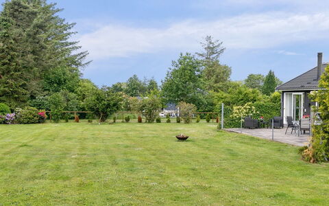 Locan - 1.2Km from the Sea: Dach, Haus, Zuhause, Hütte, Abstellgleis, Estate, Auffahrt, Gartenbauten, Garten, Schuppen