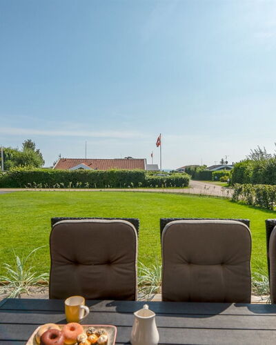 Sebbi - 90M from the Sea