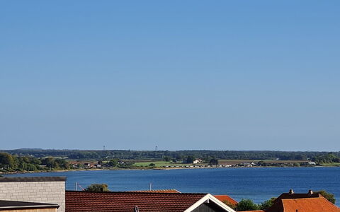Gunborg - 400M from the Sea: Möbel, Interior Design, Flooring, Holz, Fussboden, Decke, Holzboden, Stuhl, Tabelle, Beleuchtung