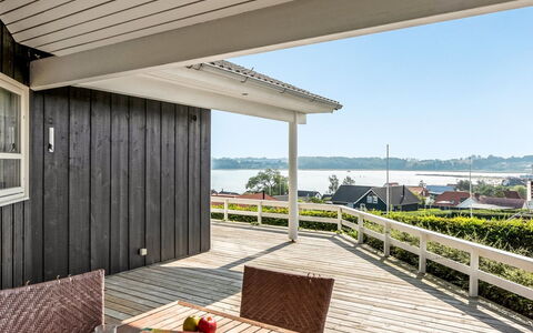 Maj - 150M from the Sea: Möbel, Interior Design, Flooring, Holz, Fussboden, Decke, Holzboden, Stuhl, Tabelle, Beleuchtung