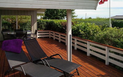 Stenkil - 250M from the Sea