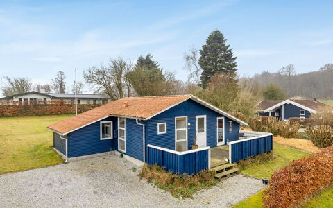 Susette - 400M from the Sea