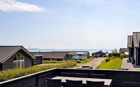 Helina - 180M from the Sea: Blau, Strauch, Hütte, Ground, Garten, Estate, Schatten, Landscaping, Bauernhaus, Eco Hotel
