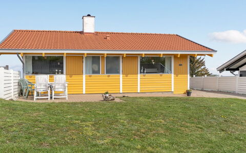 Alya - 200M from the Sea: Blau, Strauch, Hütte, Ground, Garten, Estate, Schatten, Landscaping, Bauernhaus, Eco Hotel