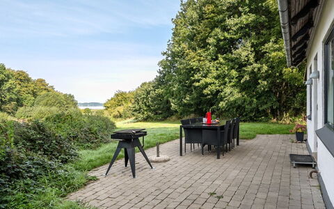 Rosa - 300M from the Sea: Holz, Dach, Die Architektur, Zuhause, Haus, Hütte, Abstellgleis, Hartholz, Steigung, Estate