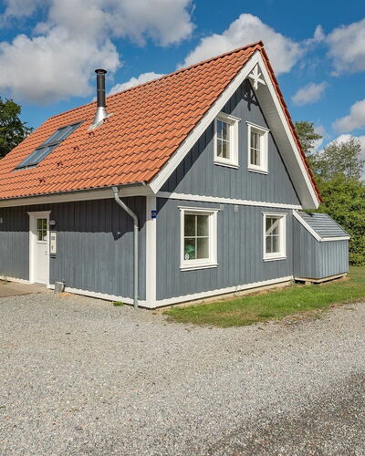 Fausta - 150M to the Fjord
