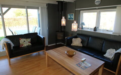 Sauli - 200M to the Fjord: Die Architektur, Dach, Zuhause, Verbundwerkstoff, Daylighting, Abstellgleis, Auffahrt