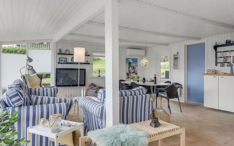 Elain - from the Sea: Holz, Möbel, Zuhause, Tür, Veranda, Stuhl, Hütte, Schatten, Deck, Outdoor Struktur