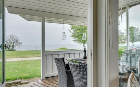 Anastacia - 75M from the Sea: Haus, Zuhause, Dach, Wohngebiet, Hütte, Estate, Bauernhaus, Rasen, Landscaping, Abstellgleis