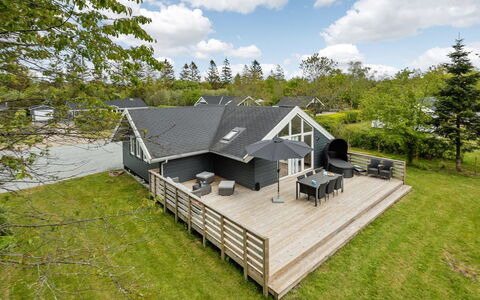 Aleide - 29Km from the Sea: Zuhause, Hütte, Abstellgleis, Planke, Estate, Hartholz, Gartenbauten, Veranda, Bauernhaus