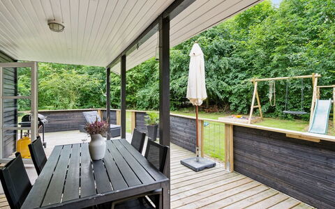 Helghi - 30Km from the Sea: Decke, Flooring, Interior Design, Fussboden, Verbundwerkstoff, Möbel, Resort, Hotel, Design, Daylighting
