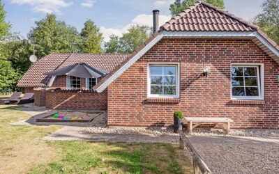Friederk - 12Km from the Sea