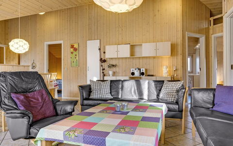 Tyki - 12Km from the Sea: Interior Design, Möbel, Holz, Decke, Flooring, Fussboden, Light Fixture, Zimmer, Beleuchtung, Wohnzimmer