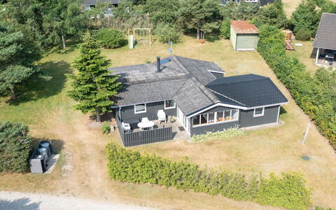 Hope - 350M to the Fjord: Haus, Dach, Zuhause, Hütte, Schuppen, Gartenbauten, Abstellgleis, Garten, Blockhaus, Hütte
