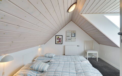 Fransiska - from the Sea: Schlafzimmer, Interior Design, Bett, Decke, Holz, Flooring, Fussboden, Möbel, Bedding, Bettdecke