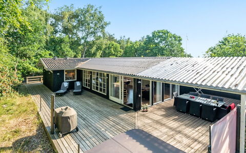 Epke - 250M from the Sea: Zuhause, Hütte, Veranda, Abstellgleis, Bauernhaus, Outdoor Struktur