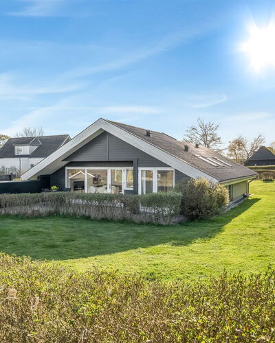 Joannes - 200M from the Sea