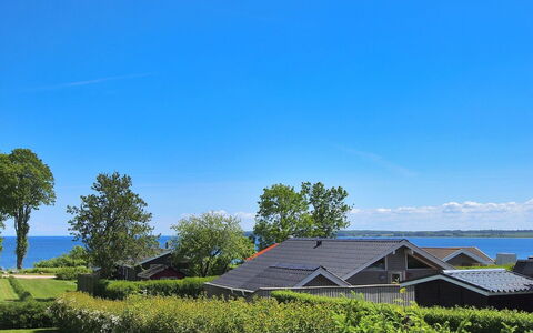 Giselle - 150M from the Sea: Blau, Horizont, Landschaft, Küsten Und Ozeanische Forms, Küste, Meer, Grundstueck, Ozean, Ufer, Klang