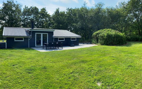 Hariette: Haus, Zuhause, Hütte, Dach, Wohngebiet, Estate, Rasen, Bauernhaus, Gartenbauten, Garten