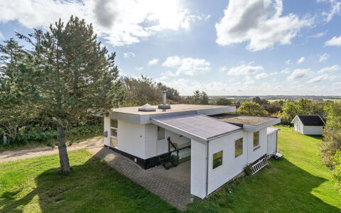 Tomine - 500M to the Fjord: Die Architektur, Dach, Zuhause, Verbundwerkstoff, Daylighting, Abstellgleis, Auffahrt