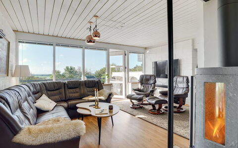 Tomine - 500M to the Fjord: Die Architektur, Dach, Zuhause, Verbundwerkstoff, Daylighting, Abstellgleis, Auffahrt