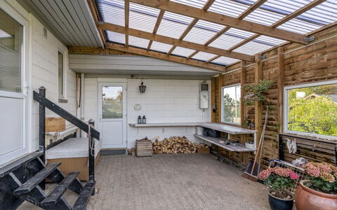 Tomine - 500M to the Fjord: Die Architektur, Dach, Zuhause, Verbundwerkstoff, Daylighting, Abstellgleis, Auffahrt