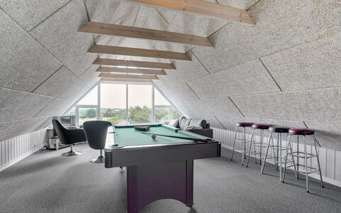 Dagne - 400M to the Fjord: Die Architektur, Dach, Zuhause, Verbundwerkstoff, Daylighting, Abstellgleis, Auffahrt