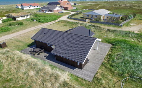 Tecumseh - 150M from the Sea: Dach, Haus, Zuhause, Hütte, Estate, Dorf, Bauernhaus, Hütte, Hütte, Abstellgleis