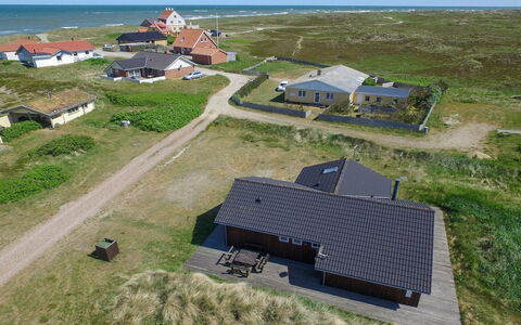 Tecumseh - 150M from the Sea: Haus, Dach, Zuhause, Hütte, Grundstueck, Einfach, Ländliches Gebiet, Dorf, Hütte, Estate