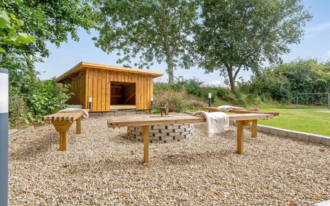 Gudfast - 300M to the Fjord: Die Architektur, Dach, Zuhause, Verbundwerkstoff, Daylighting, Abstellgleis, Auffahrt