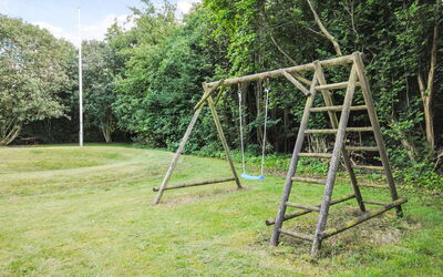 Naema - 600M to the Fjord