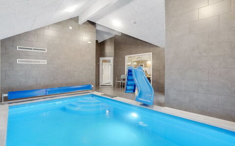 Sibbe - 500M to the Fjord: Flooring, Decke, Fussboden, Resort, Schwimmbad, Fliese, Design, Hotel, Light Fixture, Daylighting