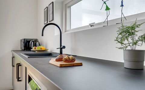 Aatami - 500M from the Sea: Küche, Countertop, Interior Design, Flooring, Armatur, Spüle, Cabinetry, Küchengerät, Möbel, Zapfhahn